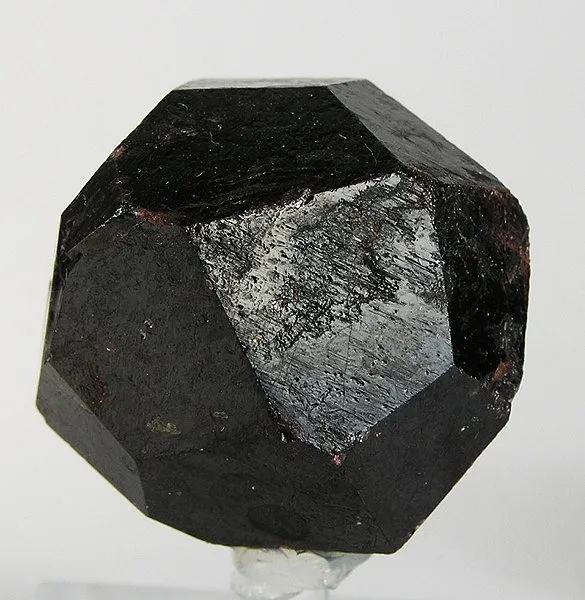 Almandine - image 1