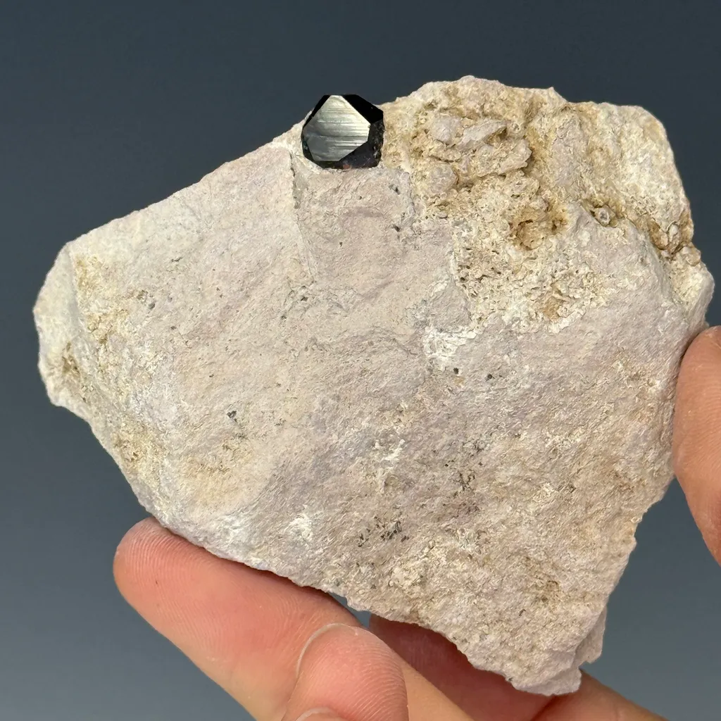 Almandine image