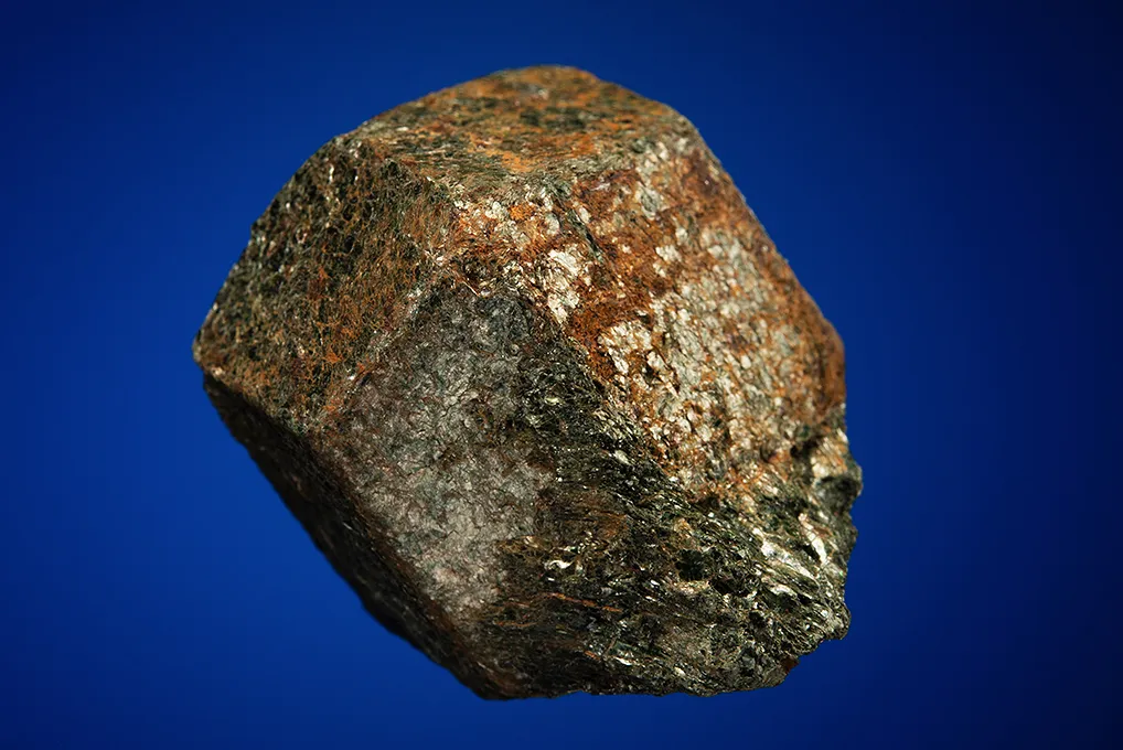 Almandine - image 2