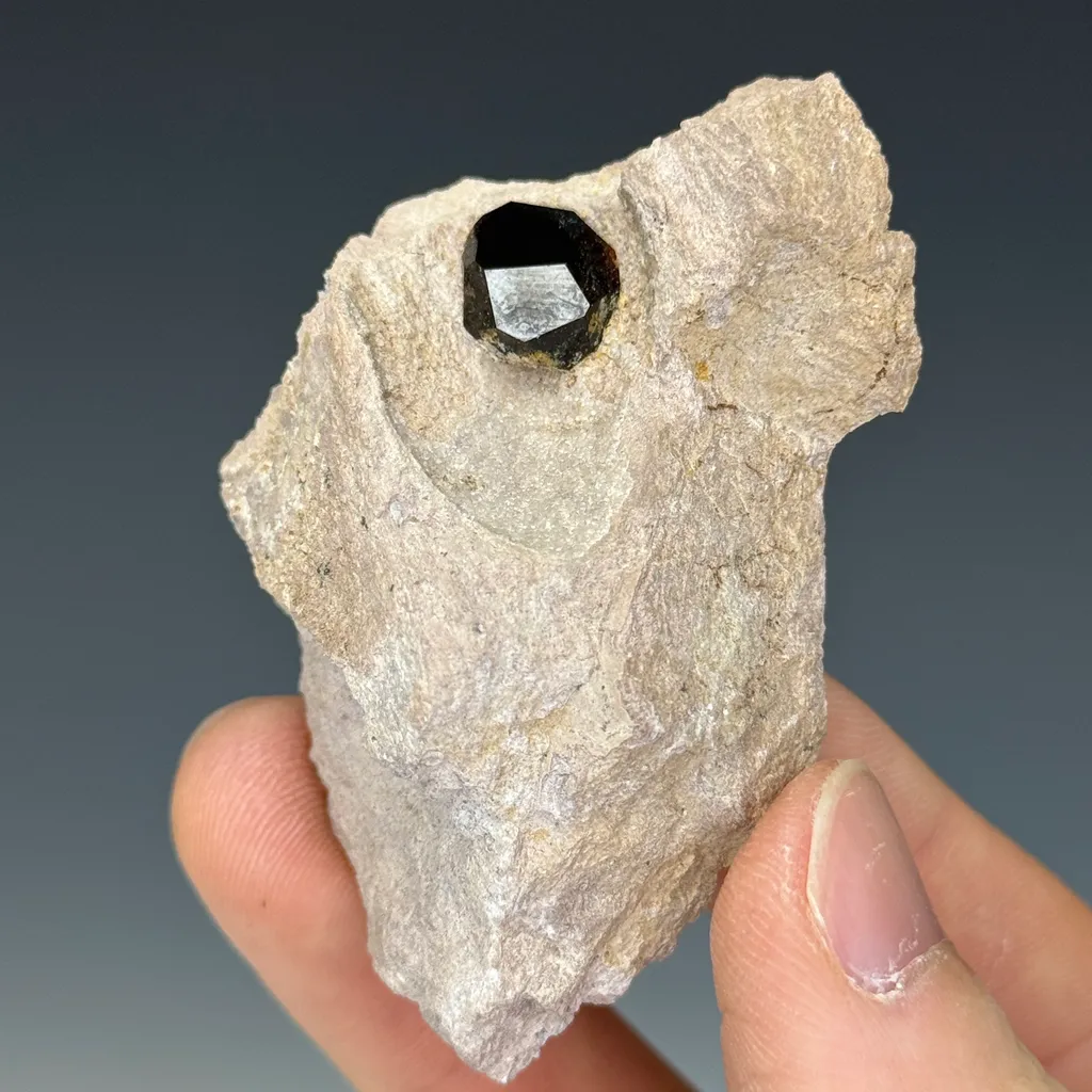 Almandine - image 2