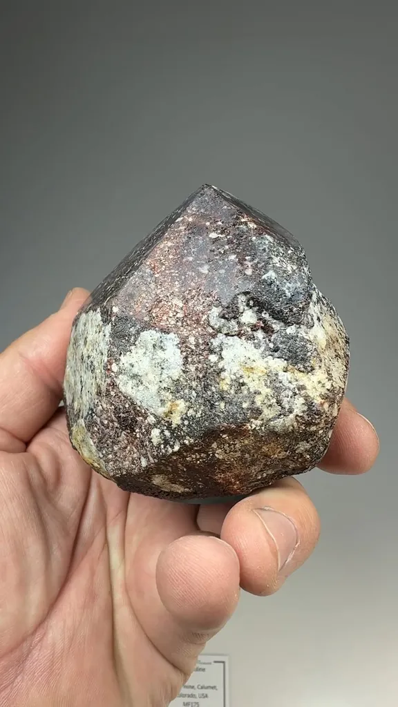Almandine - image 2