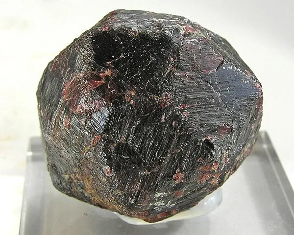 Almandine image