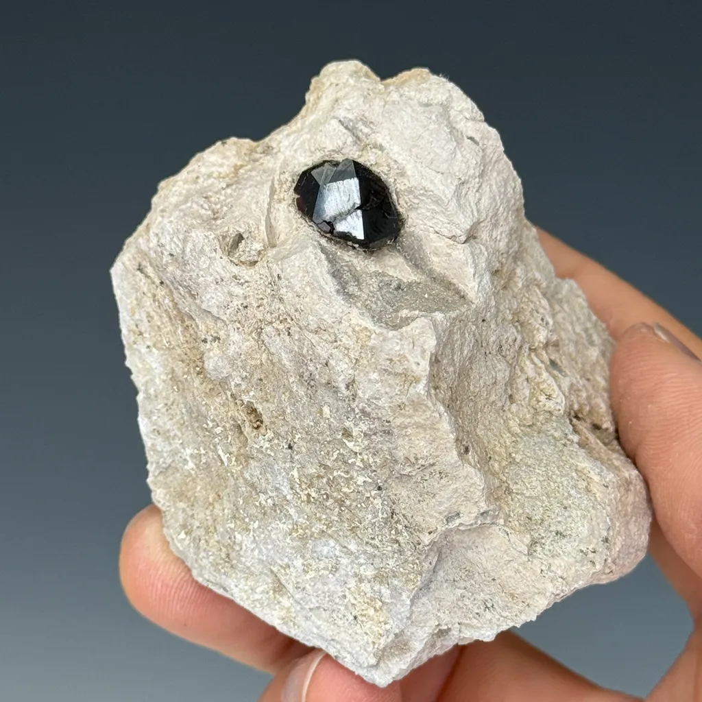Almandine image