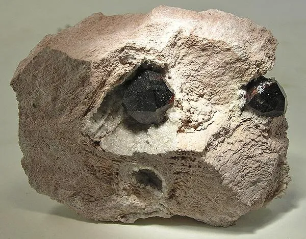 Almandine image