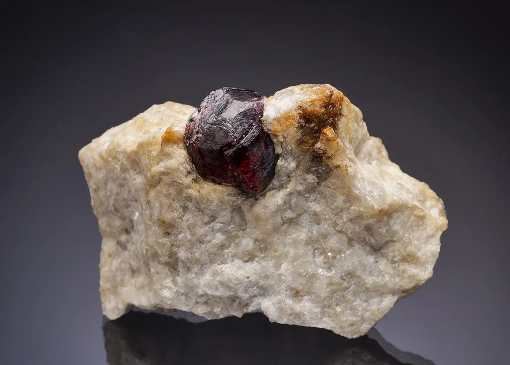 Almandine - image 2