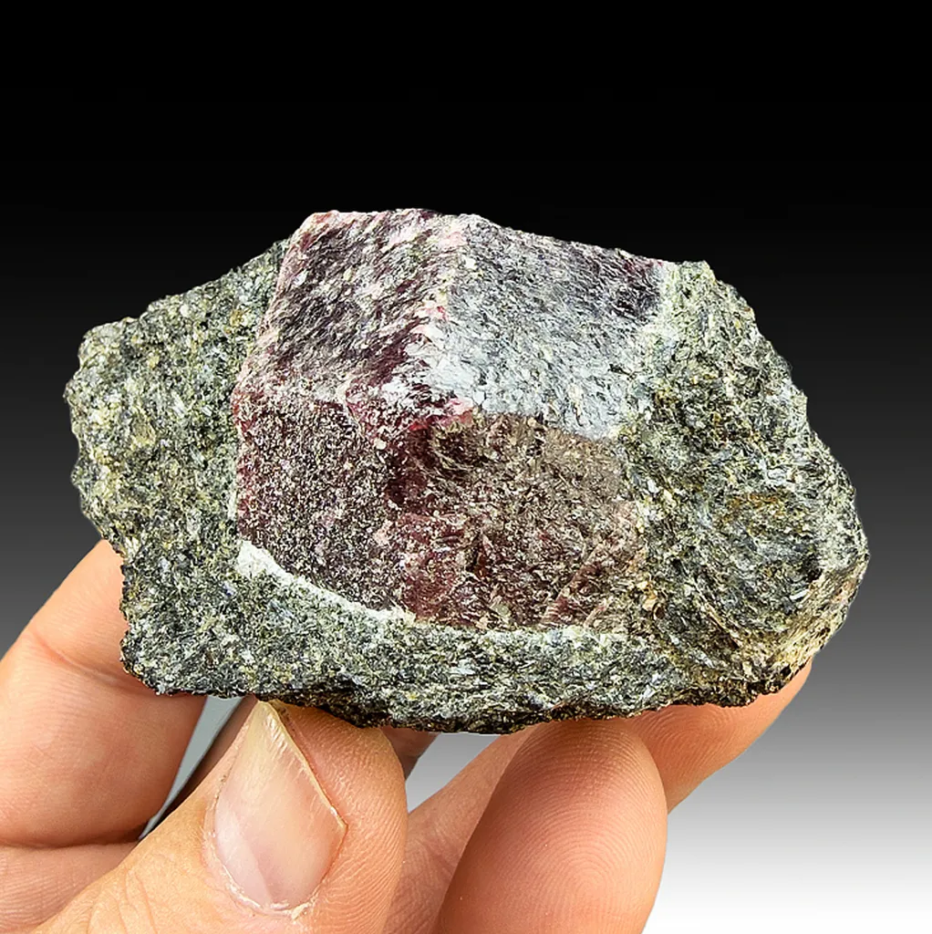Almandine image