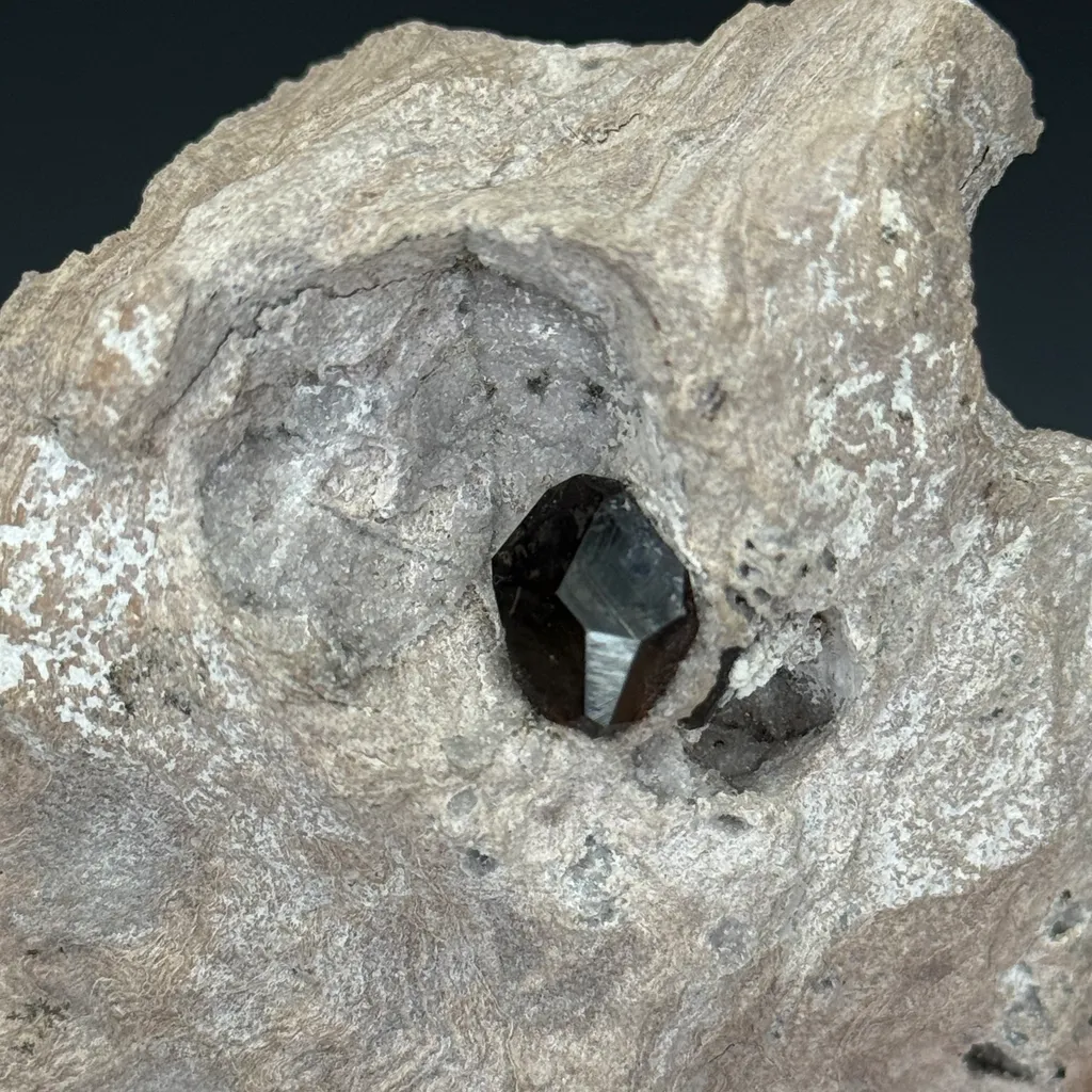 Almandine image