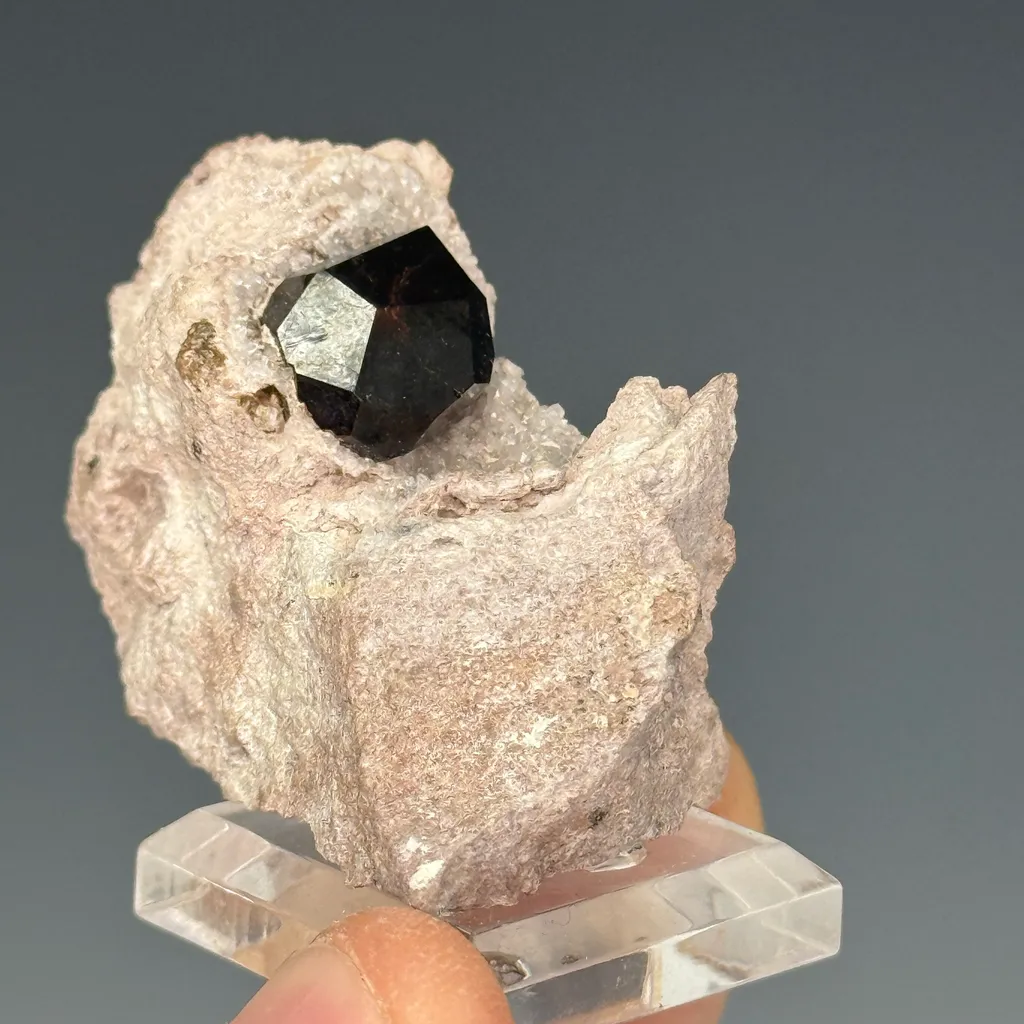 Almandine - image 2