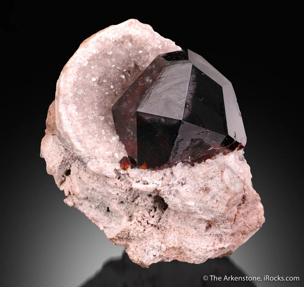 Almandine image