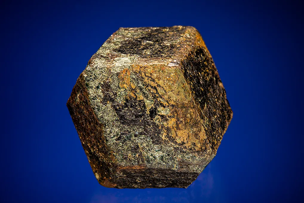 Almandine image