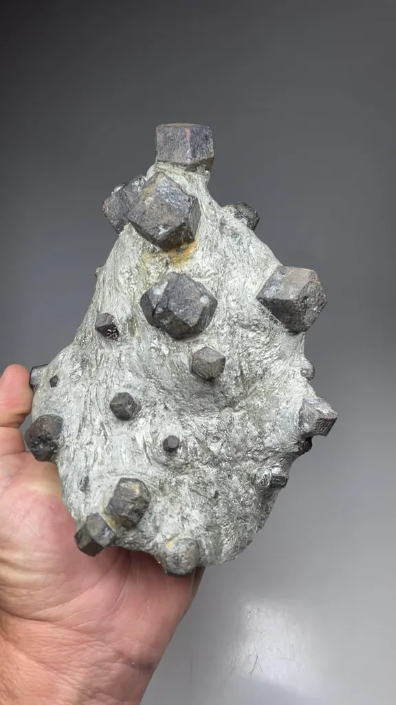 Almandine - image 2