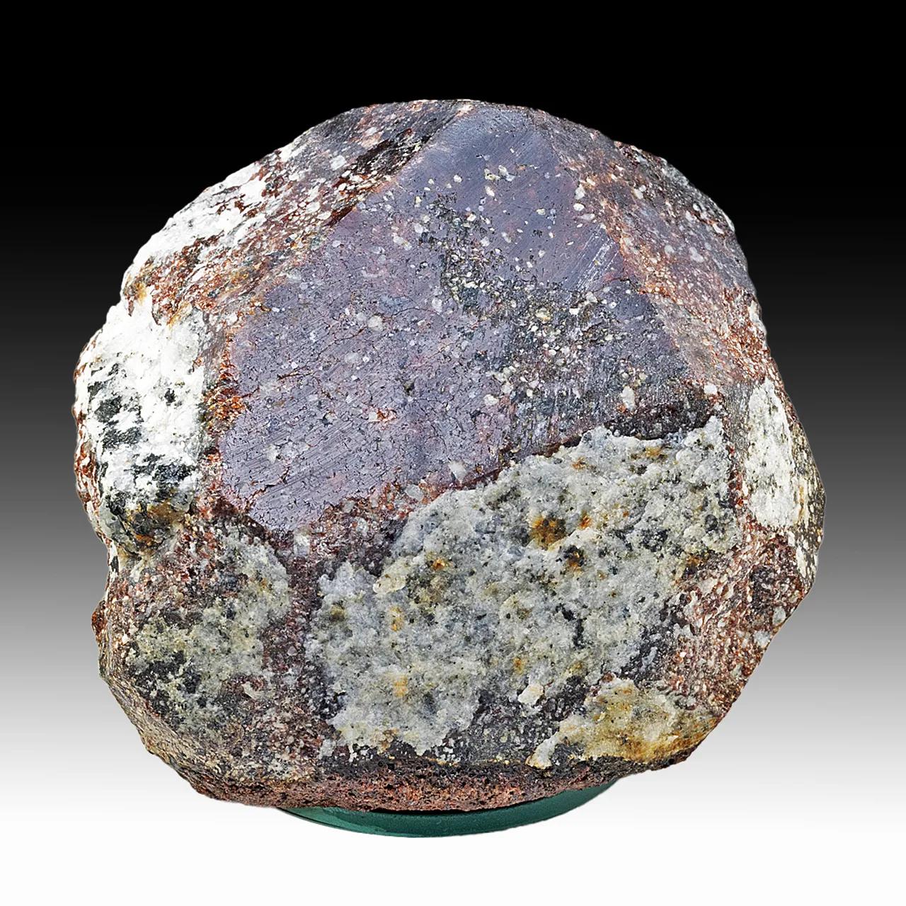 Almandine - image 1