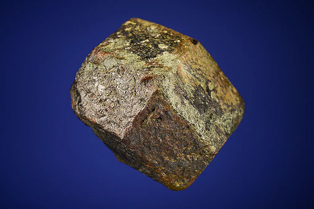 Almandine - image 2