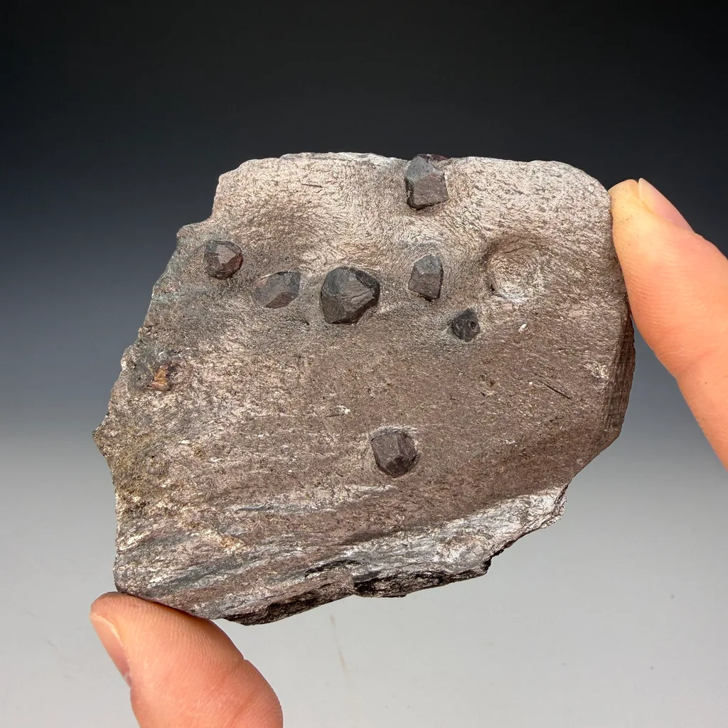 Almandine Garnet - image 5