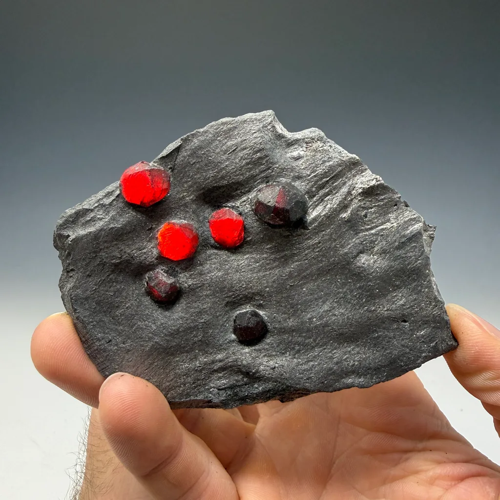 Almandine Garnet - image 3