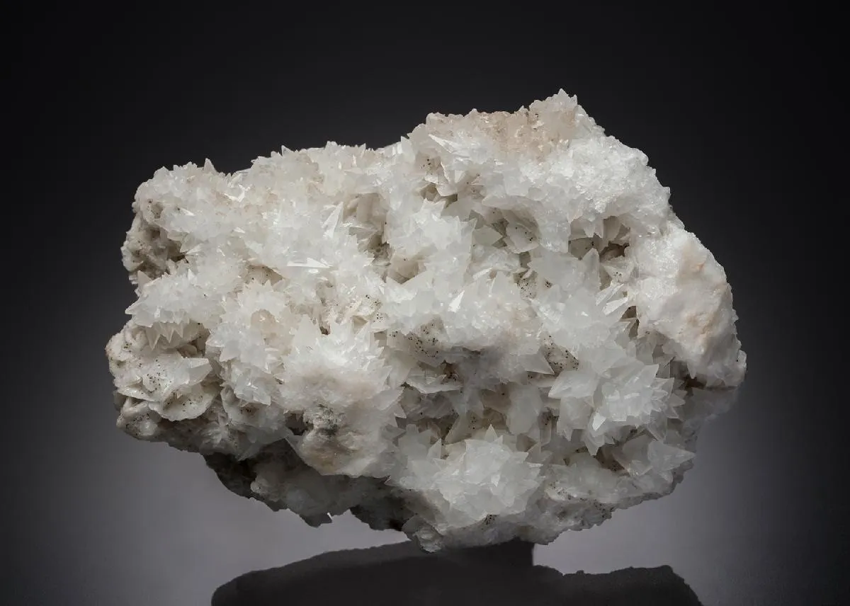 ALSTONITE on Baryte - image 1