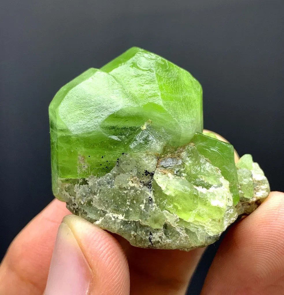 Amazing Shape Green Peridot Crystals Cluster from Pakistan - image 2