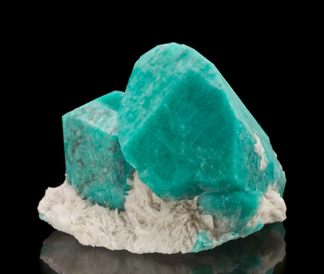 Amazonite on Cleavelandite - image 3