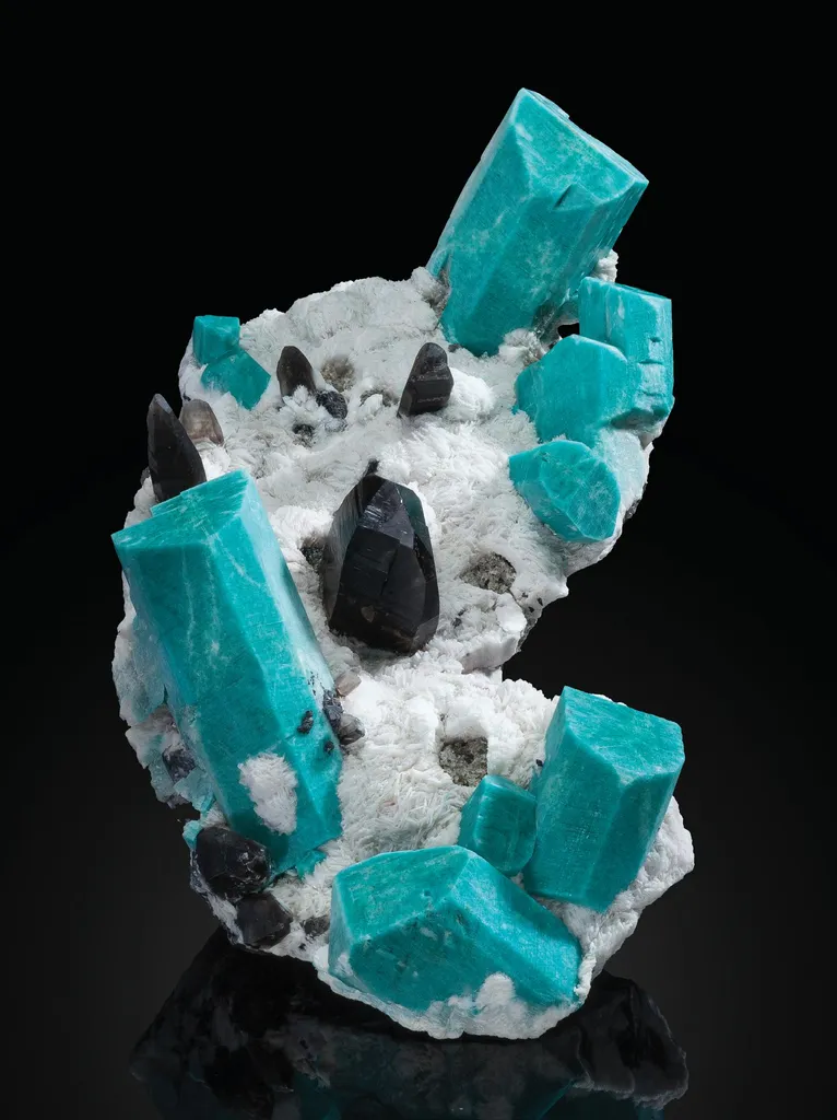 Amazonite, Smoky Quartz, Albite image