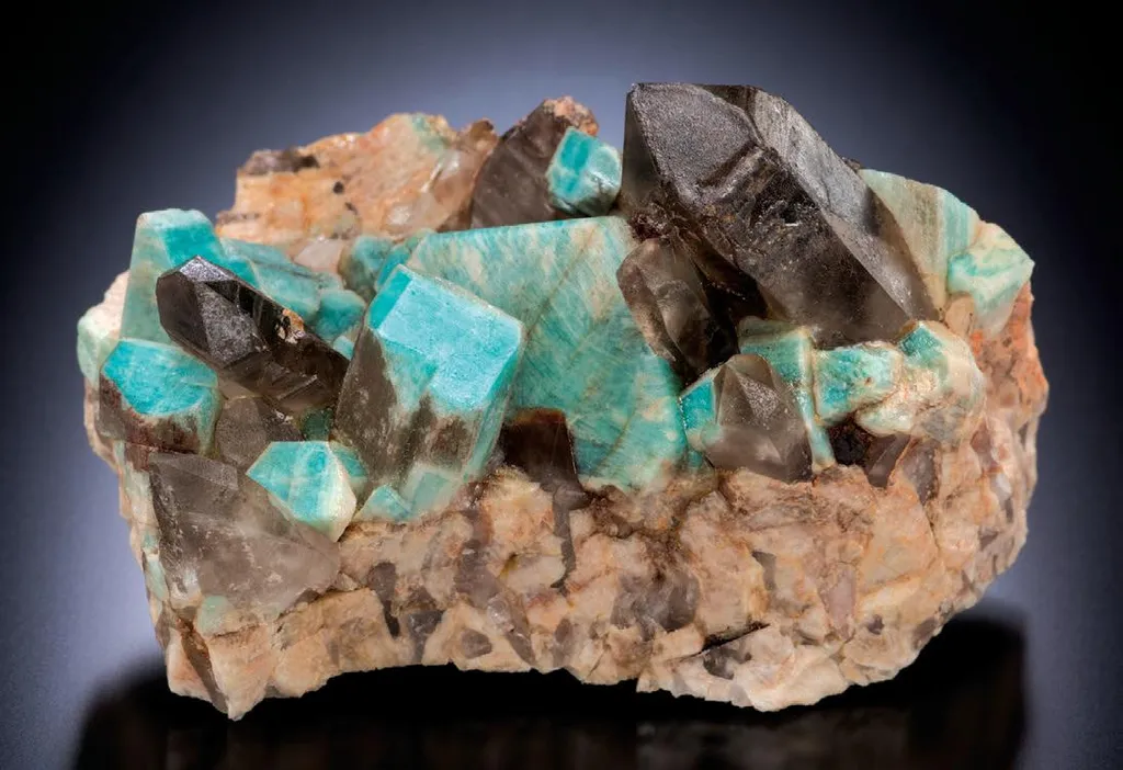 Amazonite, Smoky Quartz image