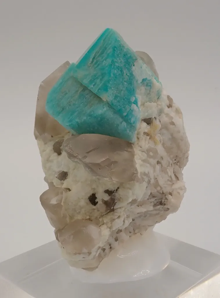 Amazonite with Quartz image