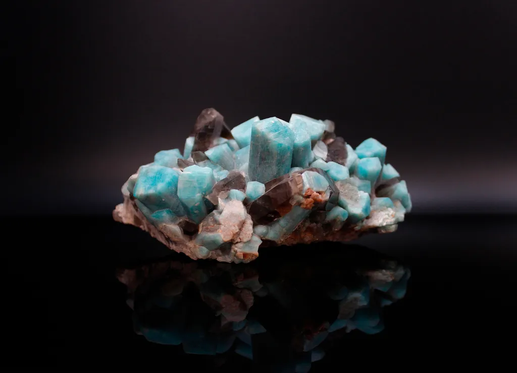 Amazonite with quartz, Colorado - image 2