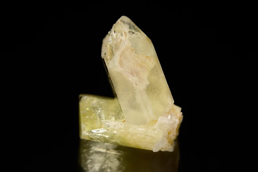 AMBLYGONITE with Brazilianite - image 4