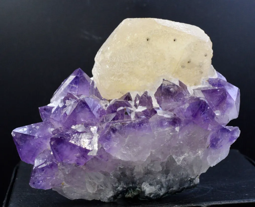 Amethyst and Calcite - 687 grams - Ametista do Sul, Rio Grande do Sul, Brazil image