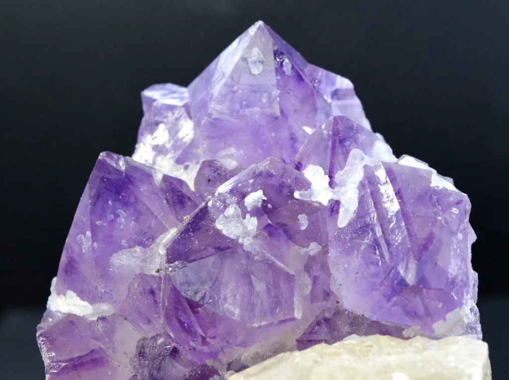 Amethyst and Calcite - 687 grams - Ametista do Sul, Rio Grande do Sul, Brazil - image 7