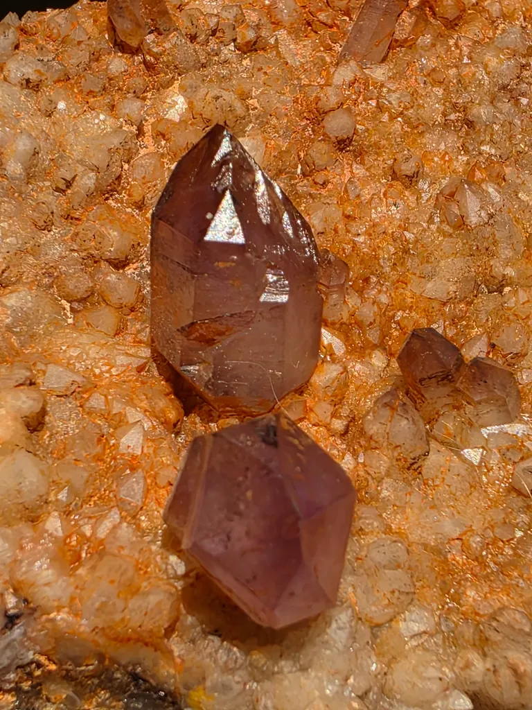 Amethyst in matrix - image 7