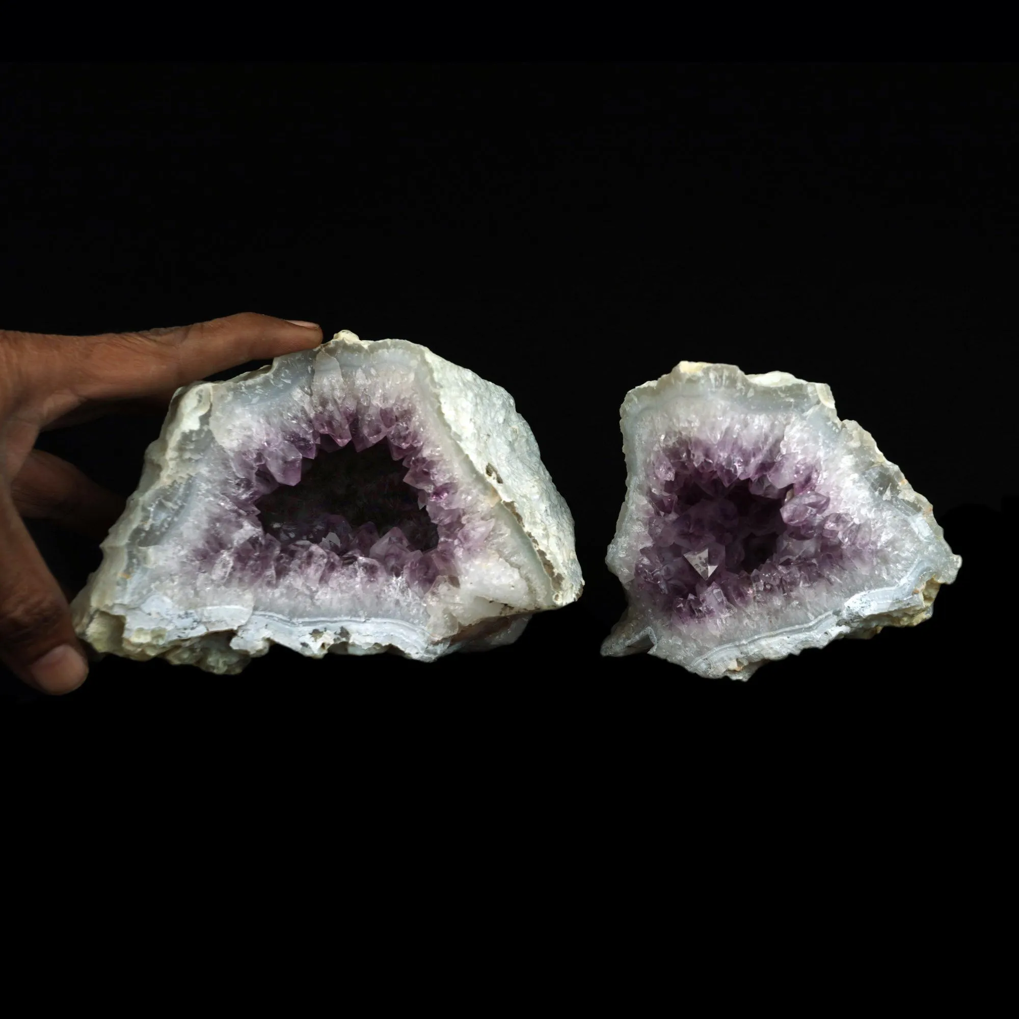 Amethyst Purple Crystals Geode (2 Halves ) Natural Mineral Specimen - image 4
