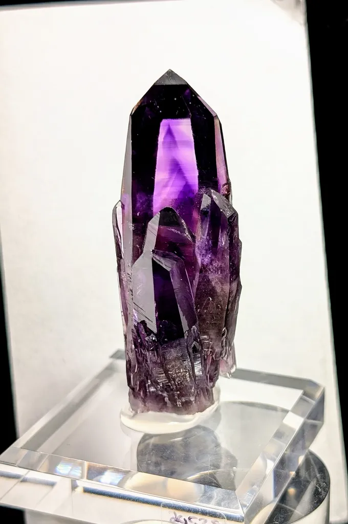 Amethyst, Quartz from Mexico, Guerrero - image 4