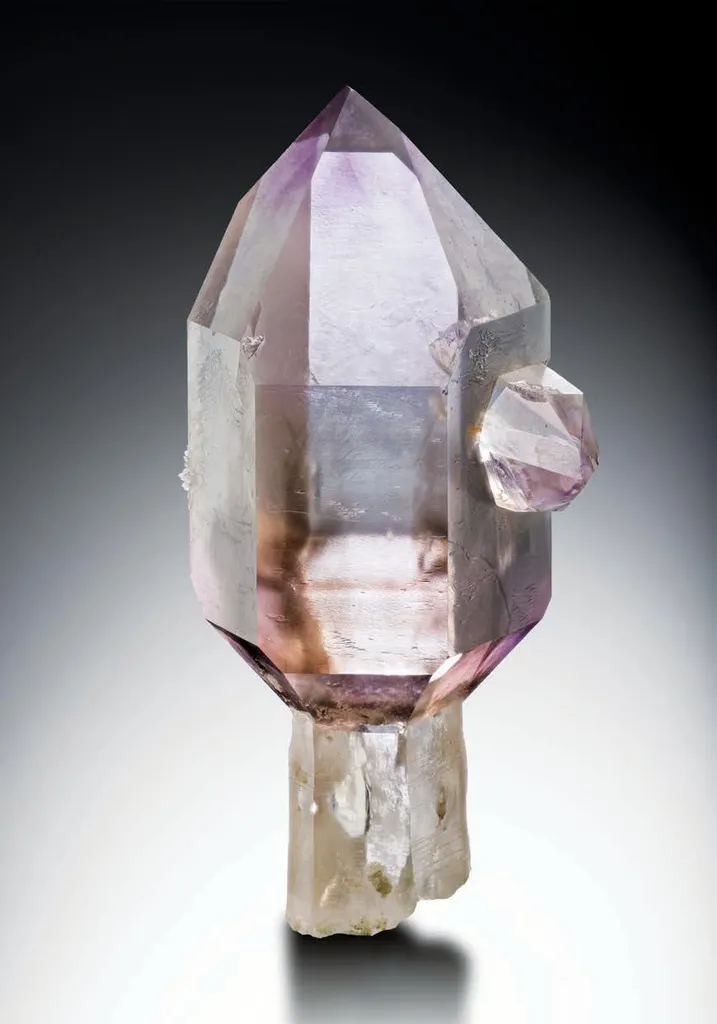 Amethyst scepter image