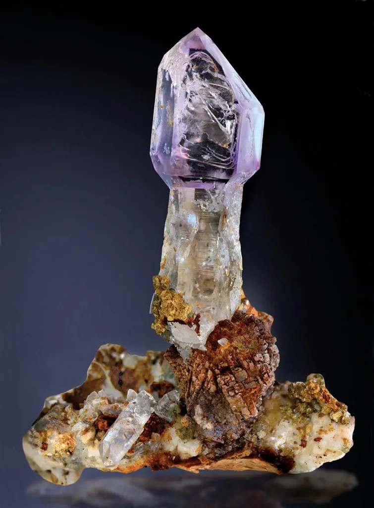 Amethyst scepter, limonite, Quartz image