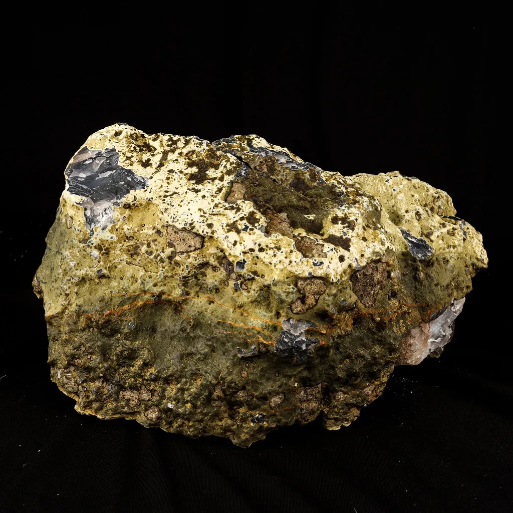Amethyst Sparkling Crystals Geode in two Half's Natural Mineral Specimen - image 2