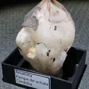 Amethyst with manganese coat - image 7
