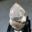 Amethyst with manganese coat - image 2