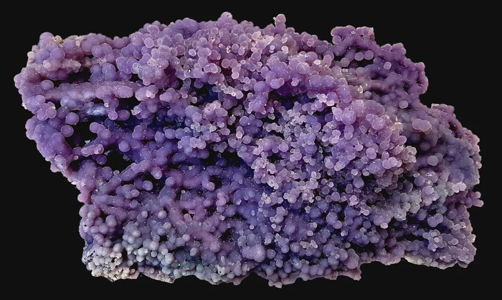 Améthyste from Indonesia, West Sulawesi Province, Mamuju Regency, Grape Agate mines image
