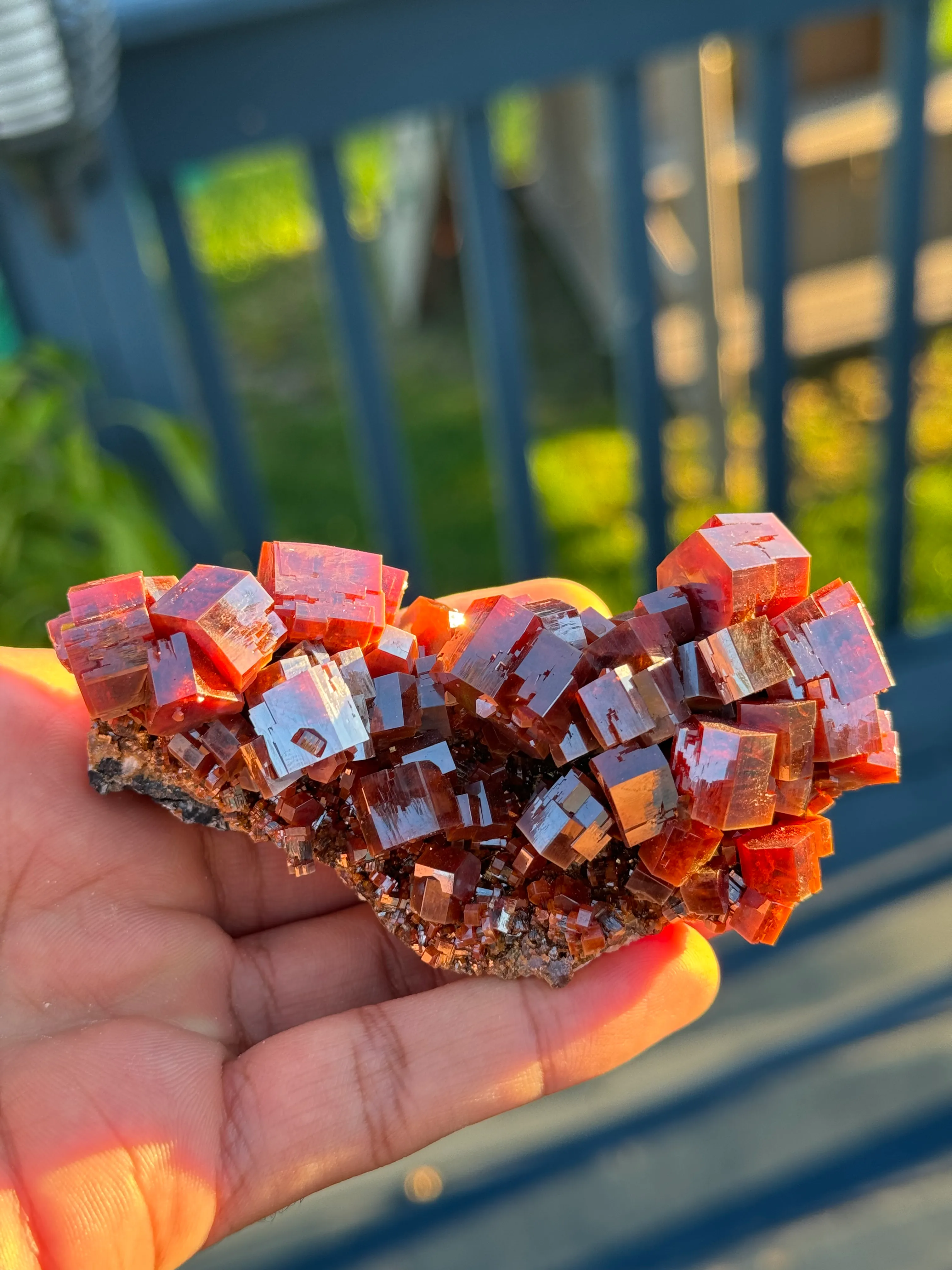 An Exceptional Vanadinite Specimen with a Remarkable Formation - image 3
