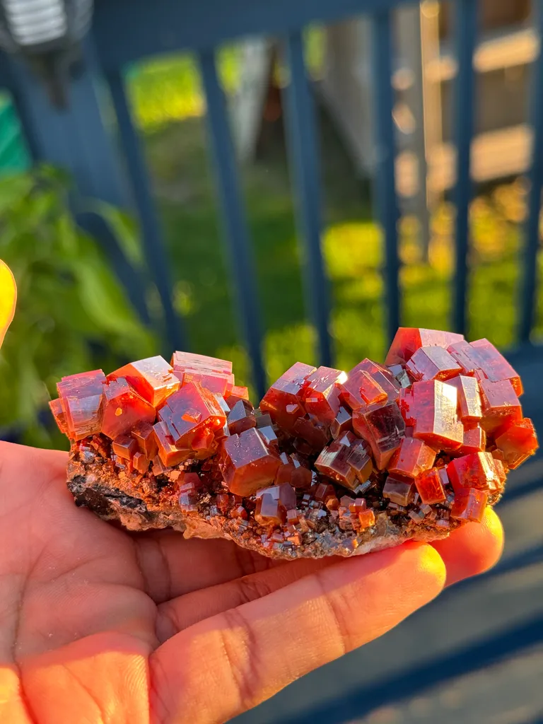 An Exceptional Vanadinite Specimen with a Remarkable Formation - image 7