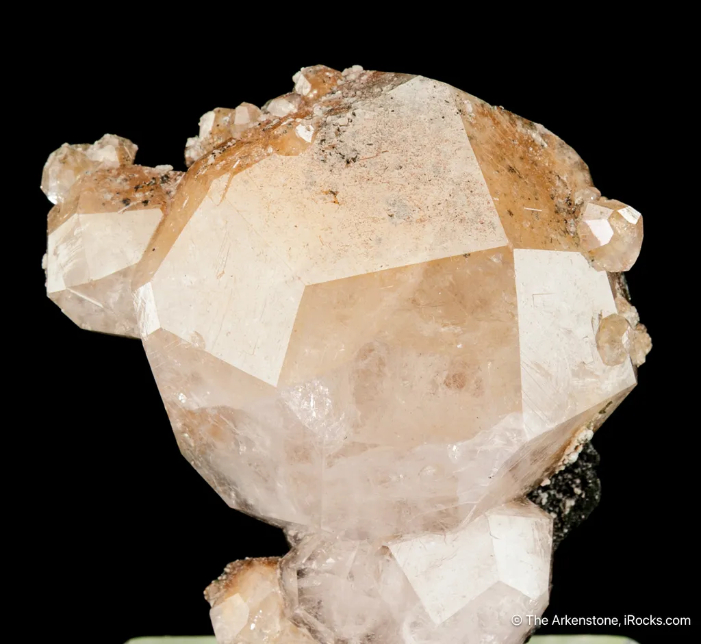 Analcime image