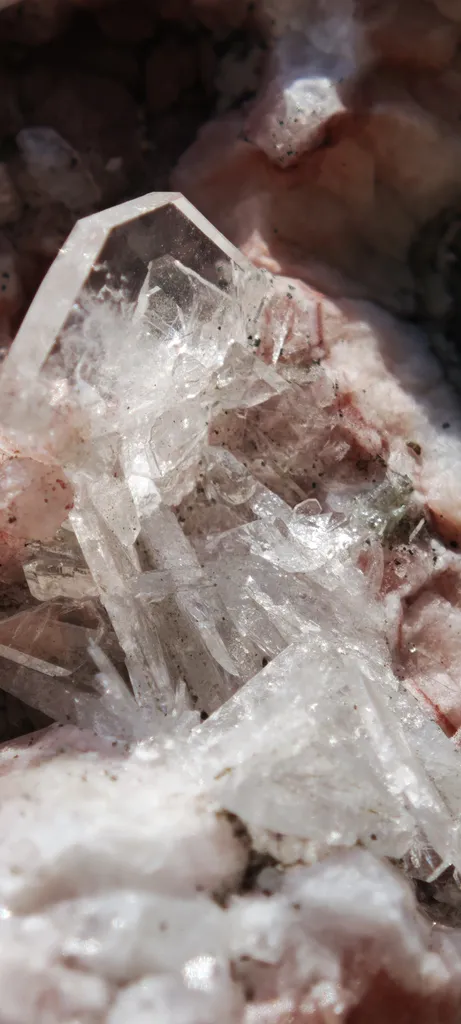 Analcime and Apophyllite from Frötschbach, Seis, Seiser Alm, South Tyrol, Italy - image 4
