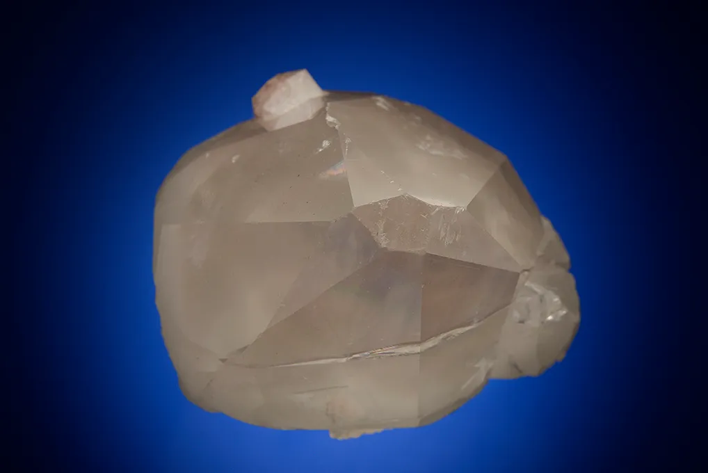 Analcime on Calcite - image 5