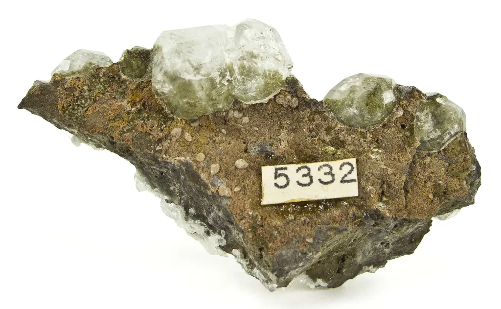Analcime (Type Loc.) - image 4