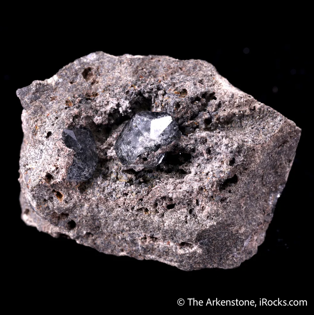Analcime (Type Locality) with Magnetite - image 4
