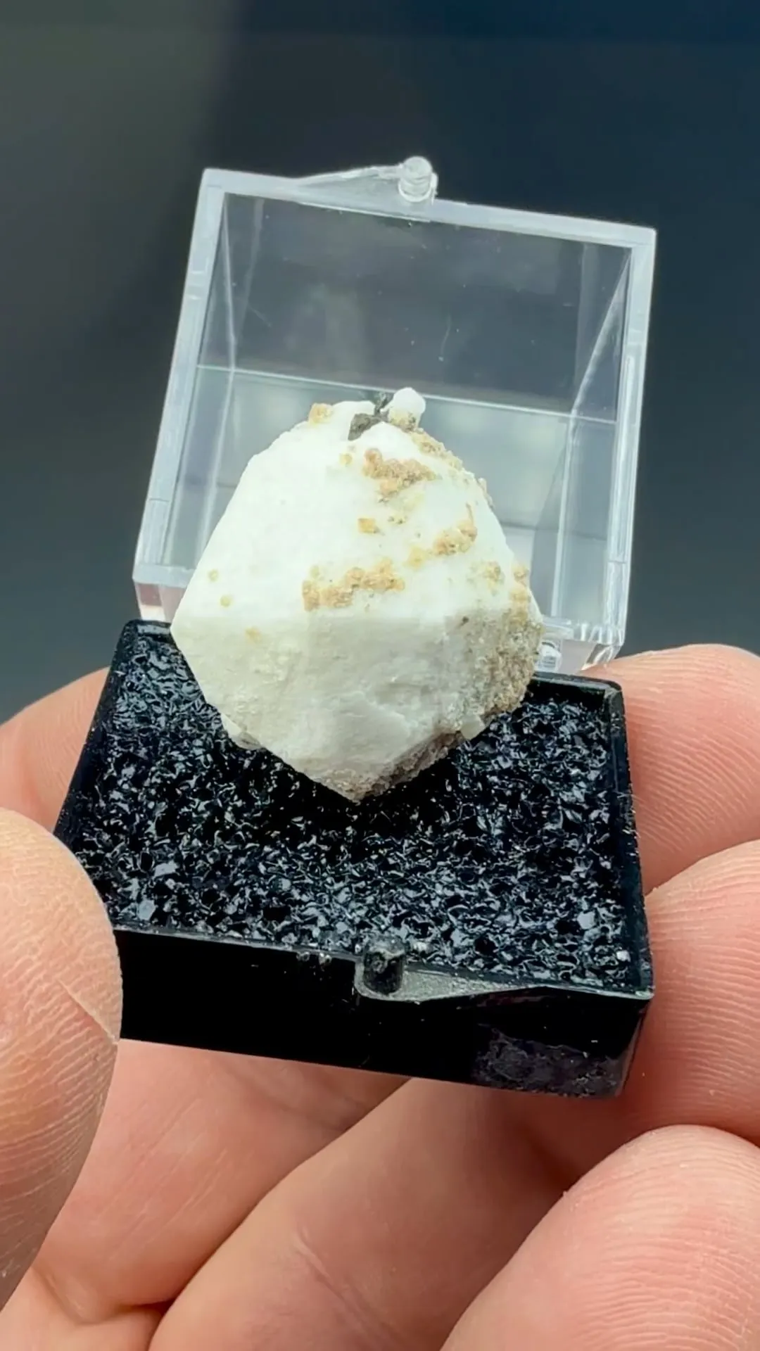 Analcime with Ancylite, Aegirine - image 2