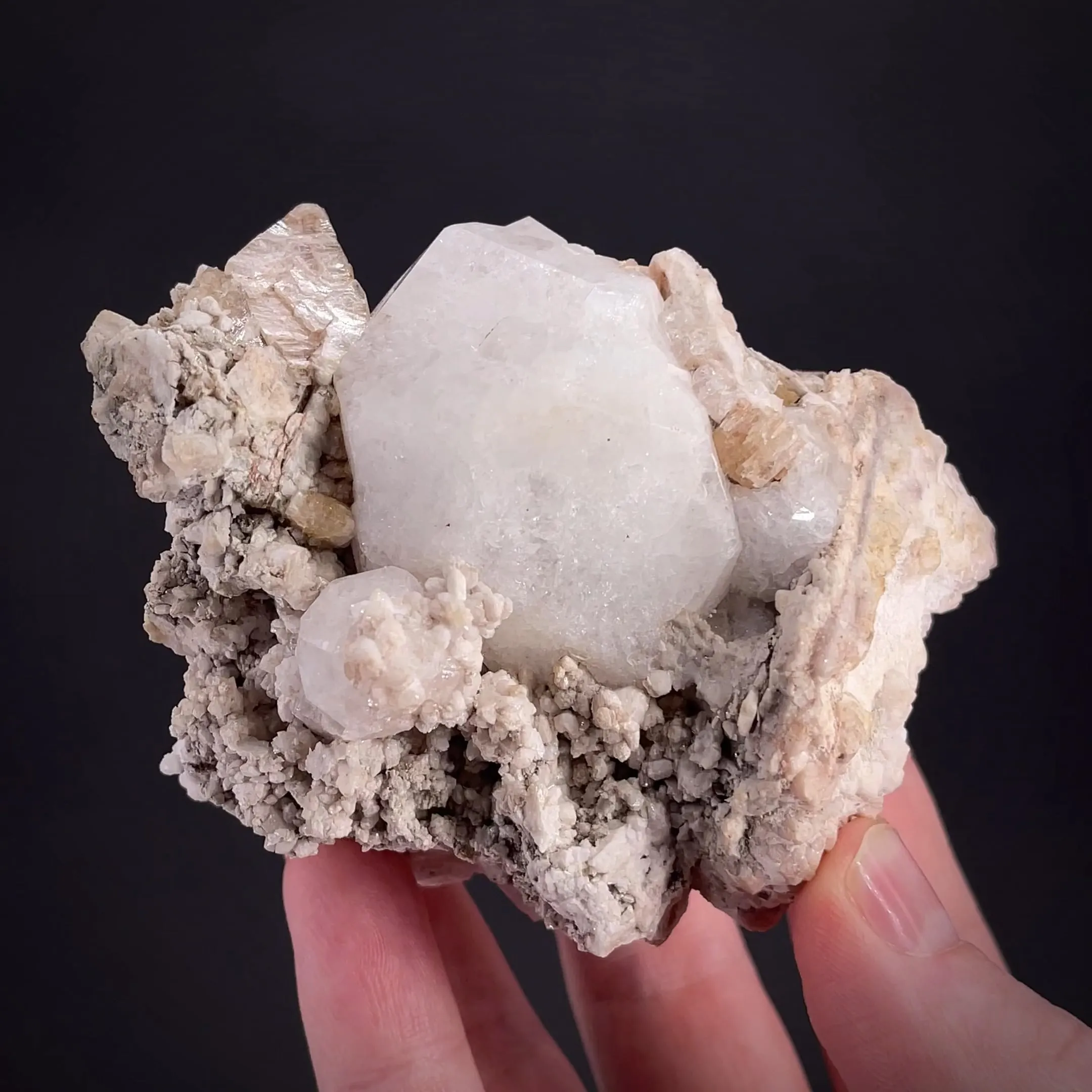 Analcime with Heulandite - image 1