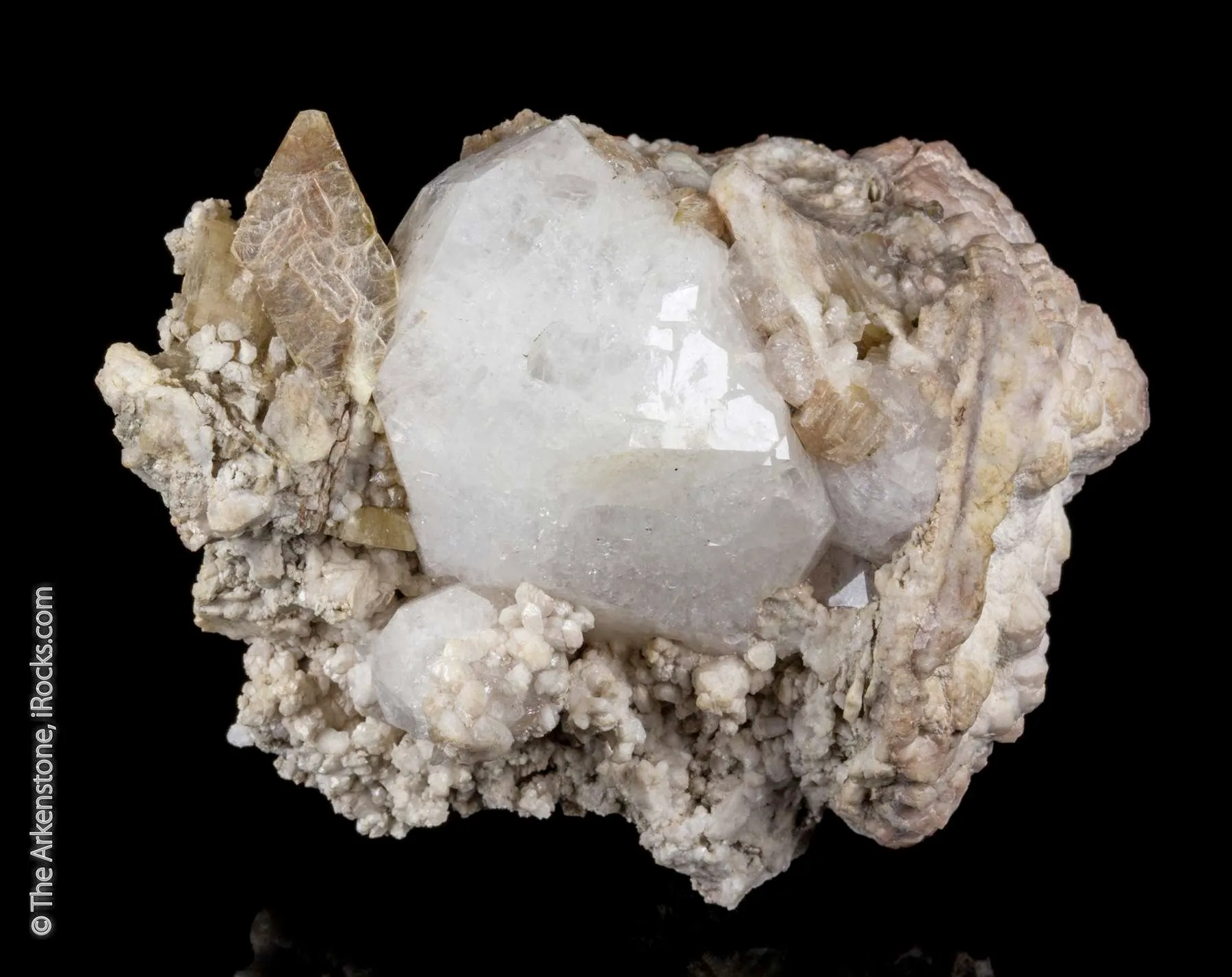 Analcime with Heulandite - image 3