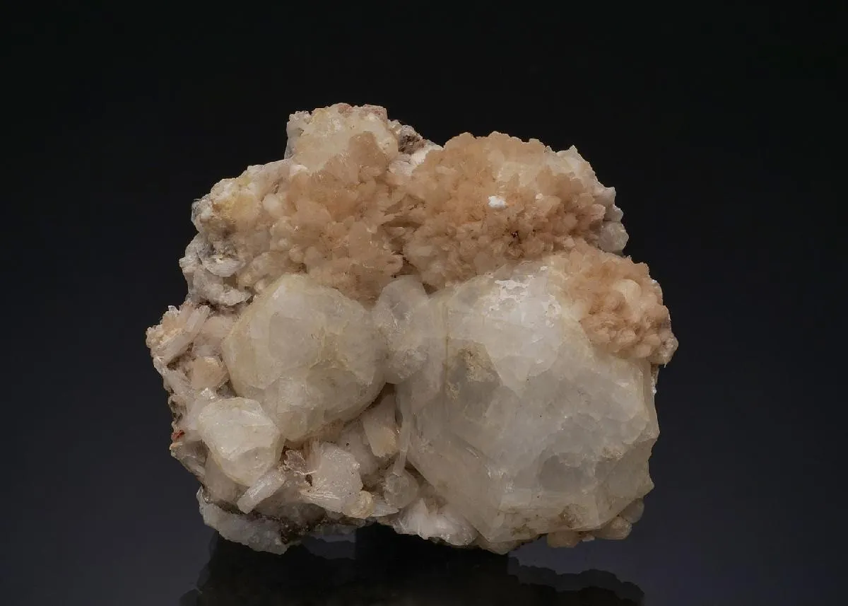ANALCIME with STILBITE-Ca and NATROLITE - image 1