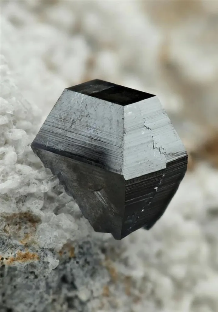 Anatase image